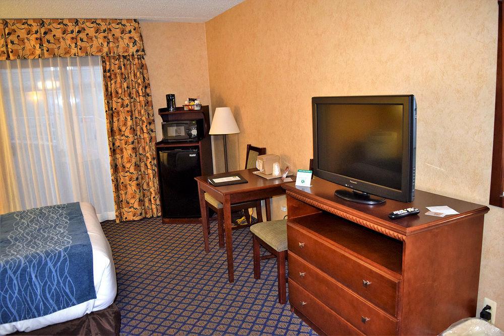 Quality Inn & Suites Coldwater Near I-69 Экстерьер фото