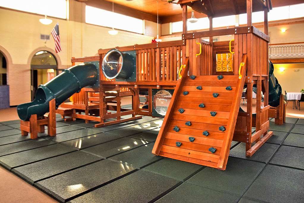 Quality Inn & Suites Coldwater Near I-69 Удобства фото